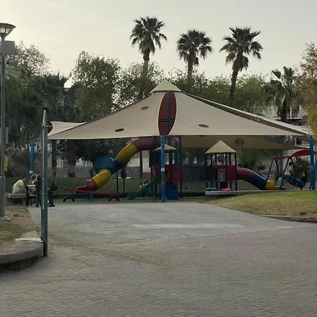 דירה יפה ומרווחת במרכז העיר Apartment Eilat Exterior photo
